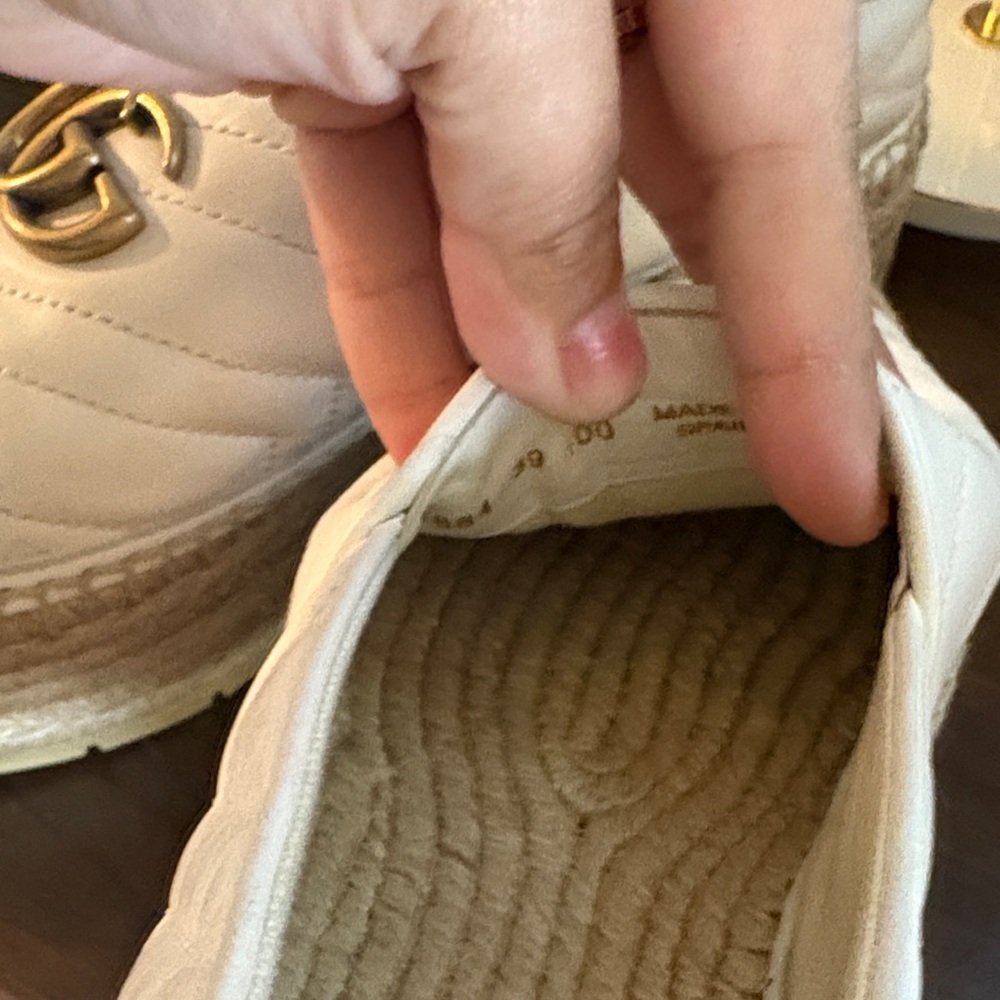 Gucci Women's Beige Espadrille Flats ( worn twice) - Picture 4 of 7